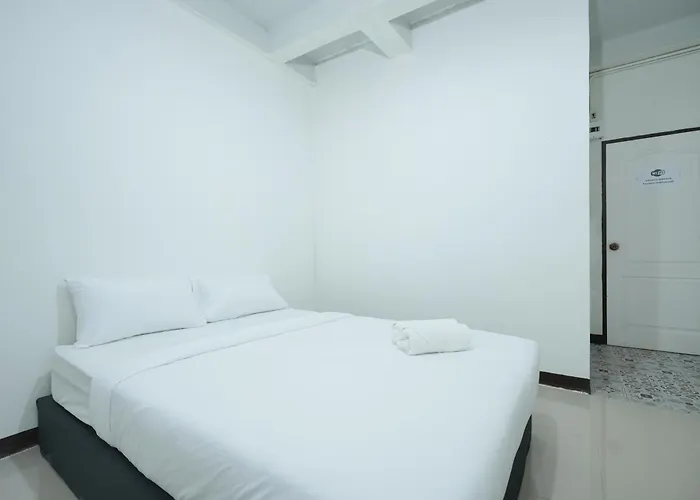 Bob House Khaosan - บ็อบ เฮ้าท์ ข้าวสาร พระนคร 2 * Bangkok
